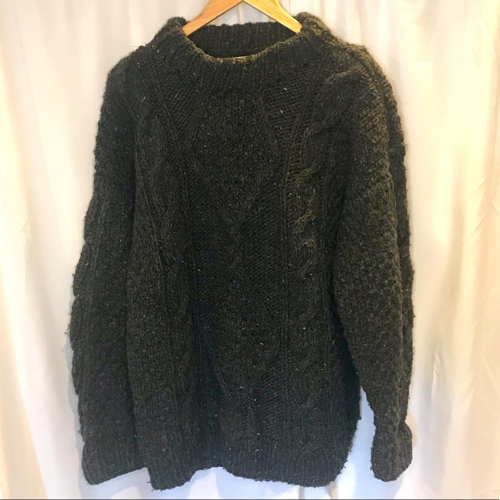 Cozy Women's Dark Green Cable Knit Turtleneck Sweater